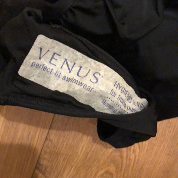 Venus One Piece Black Bathing Suit Size 8 - Picture 4 of 5